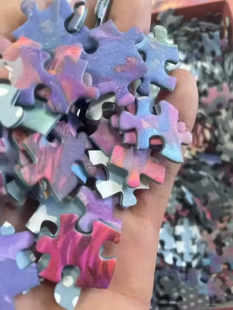 Smooth-edges-and-accurate-fit-of-custom-jigsaw-puzzle-pieces
